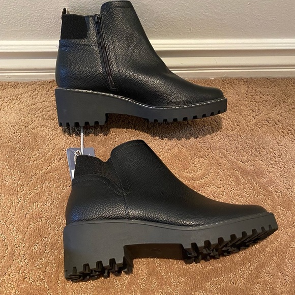 Universal thread women’s Black Ankle Boots Zipper New size 10 stylish comfort - Picture 15 of 15